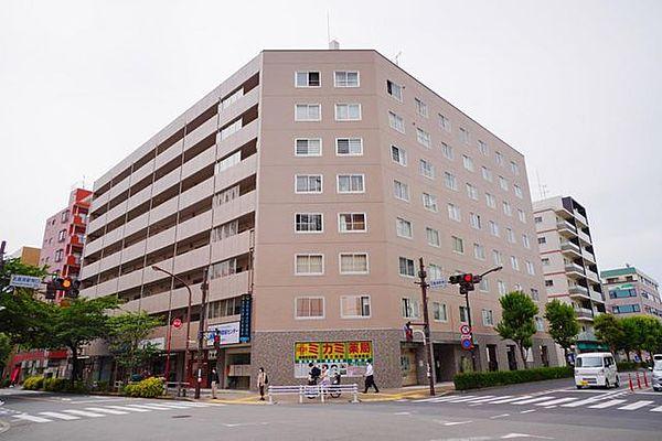 【外観】中央線「武蔵境」駅徒歩2分。生活利便性が高い立地のマンションです。