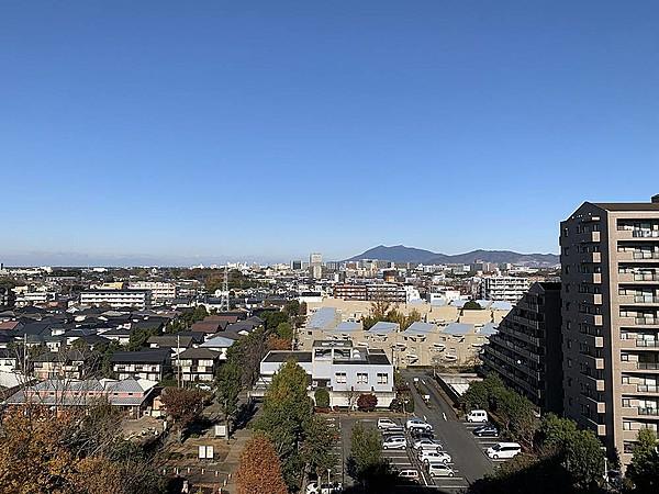 【周辺】北側のお部屋からの眺望です。筑波山を眺めることが出来ます。