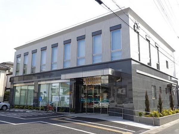 【周辺】亀有信用金庫三郷前谷支店（609m）