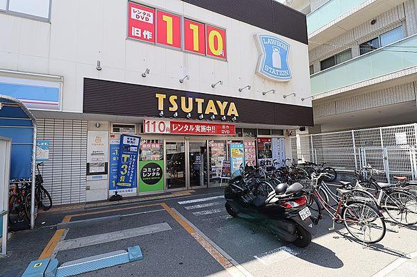 【周辺】TSUTAYA 北巽店（711m）