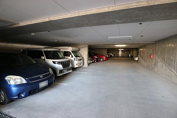 【駐車場】駐車場はワンボックスの駐車も可能です！