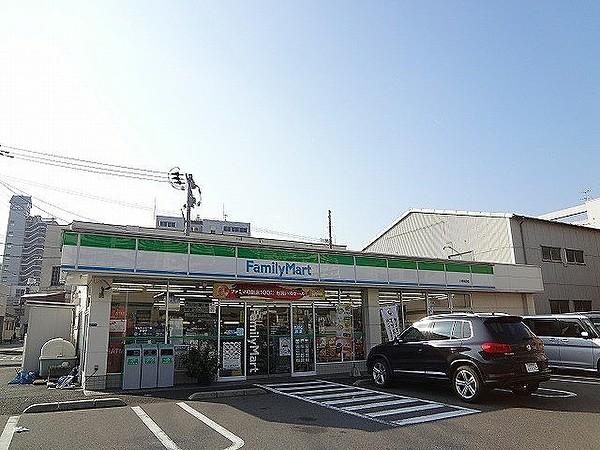 【周辺】ファミリーマート前田(160m)