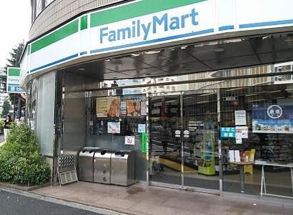 【周辺】ファミリーマート西五反田七丁目店 397m