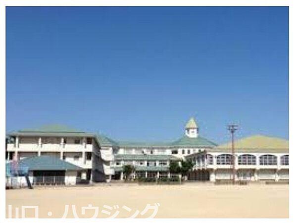 【周辺】徳島市立国府中学校 2492m