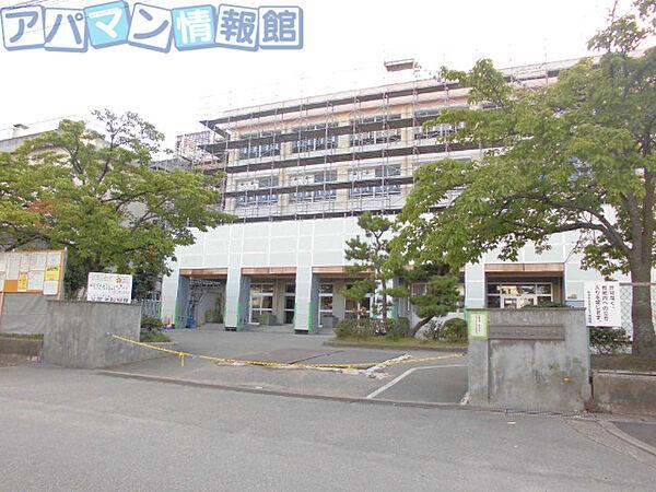 【周辺】新潟市立桜が丘小学校 477m