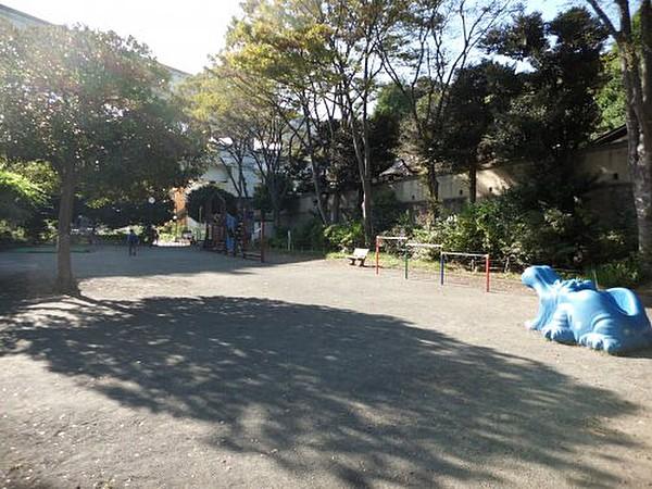 【周辺】【公園】軽井沢公園まで393ｍ