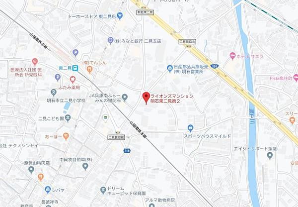 【地図】山電東二見駅徒歩約3分の便利な立地です。