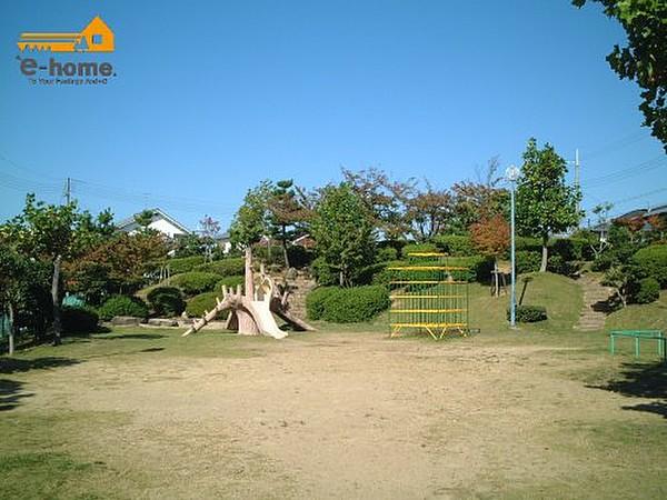 【周辺】【公園】サザンカ公園まで690ｍ