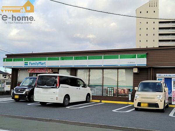 【周辺】【コンビニエンスストア】ファミリーマート　土山駅前店まで420ｍ