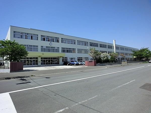 【周辺】札幌市立前田中学校 1311m