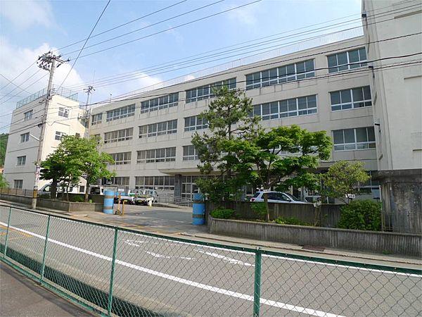 【周辺】金沢市立小坂小学校（841m）
