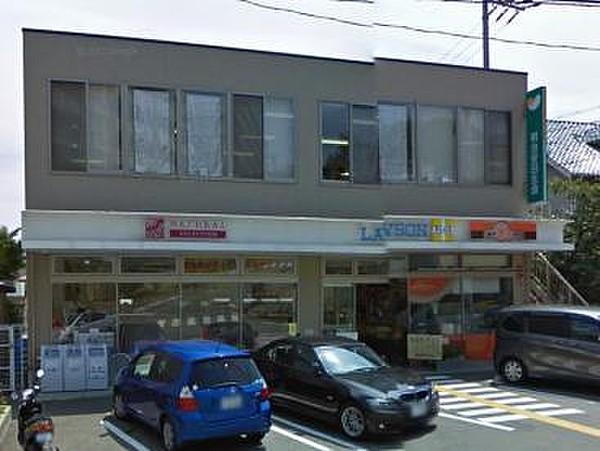 【周辺】・コンビニ　ローソン宝塚南口一丁目店まで徒歩約2分