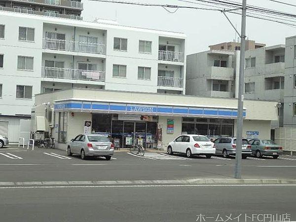 【周辺】ローソン札幌北3条西二十丁目店 337m
