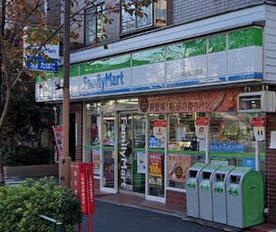 【周辺】ファミリーマート 中野松が丘店（350m）