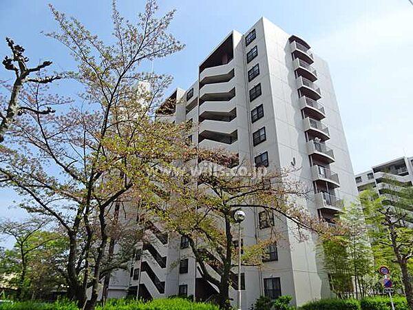 【外観】阪急南茨木ハイタウン駅前高層住宅J棟の外観（北西側から）