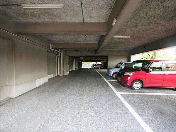 【駐車場】敷地内の駐車場の空きはございません(都度空き要確認)。
