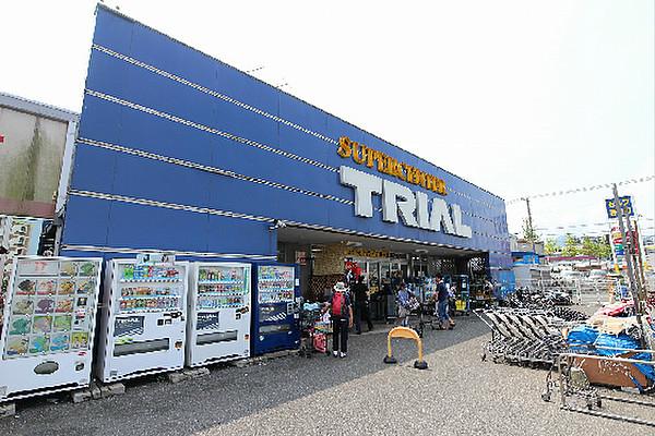 【周辺】スーパーセンタートライアル 北九州空港バイパス店（670m）