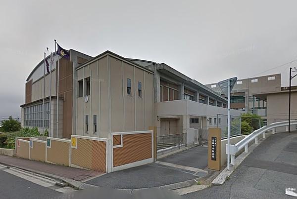 【周辺】北九州市立若松中学校（952m）