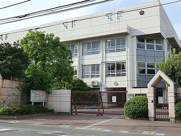 【周辺】川崎市立戸手小学校 450m