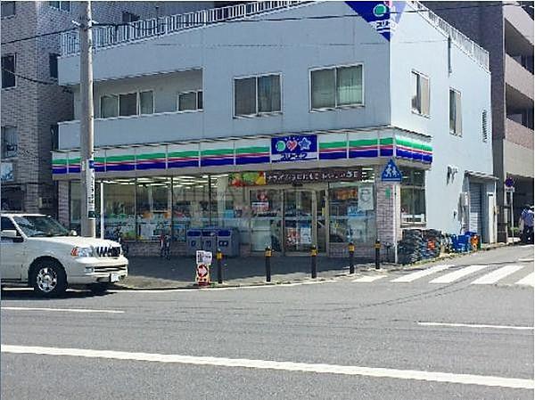 【周辺】コンビニエンスストアスリーエフ横浜中央市場店まで1255ｍ