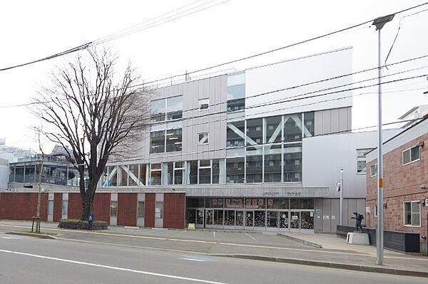 【周辺】小学校「札幌市立資生館小学校まで980m」