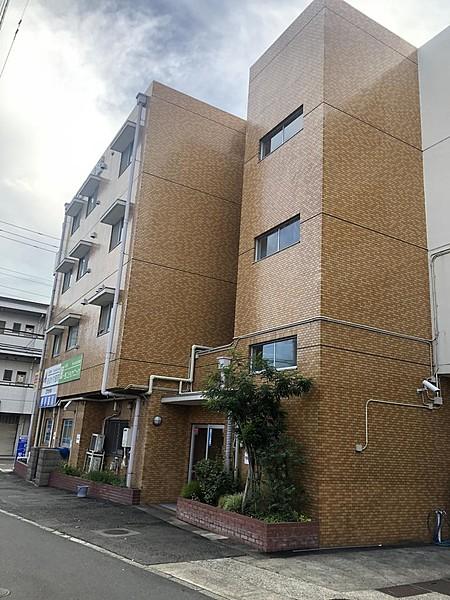【外観】JR横浜線「鴨居」駅徒歩7分、駅まで交通アクセスの良いマンションです。