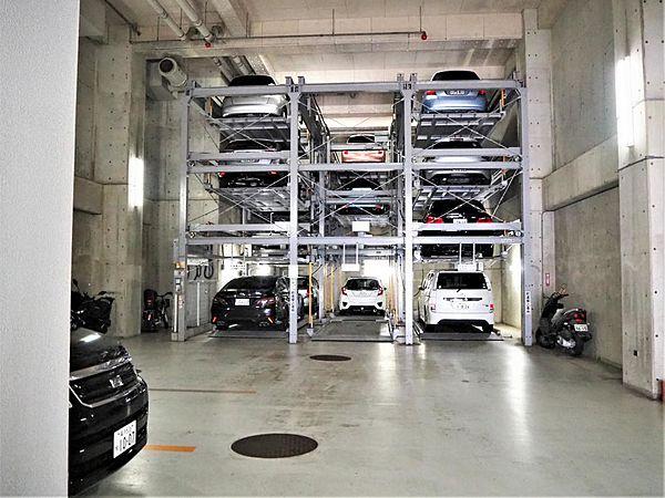 【駐車場】立体駐車場+平置き駐車場（令和4年6月4日撮影）
