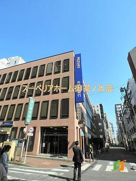 【周辺】みずほ銀行 横山町支店 176m