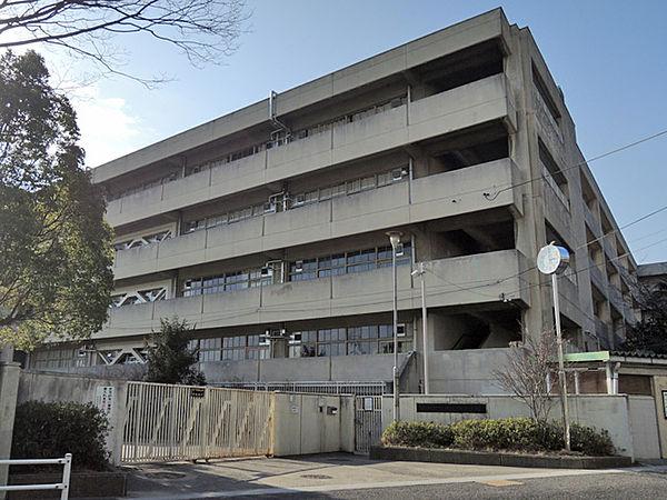 【周辺】【中学校】吹田市西山田中学校まで536ｍ