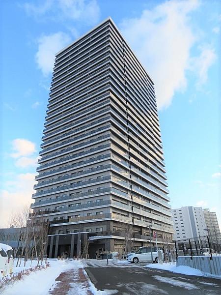 【外観】２７階建・全３００邸の超高層制震タワーレジデンス