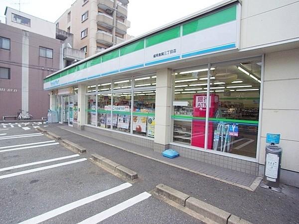 【周辺】ファミリーマート福岡鳥飼三丁目店 360m