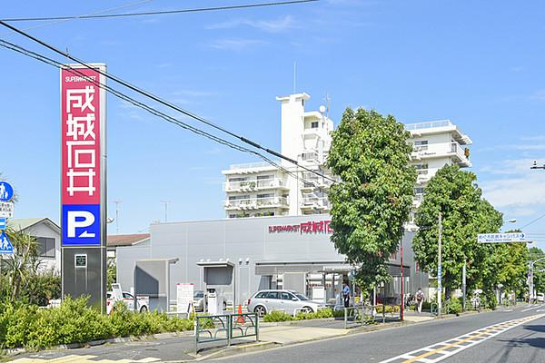 【周辺】成城石井柿の木坂店 354m