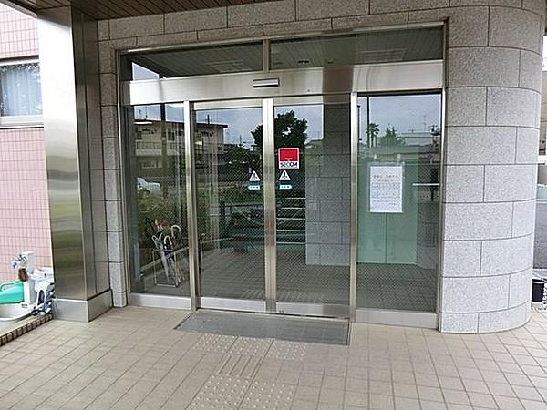 【周辺】秋澤医院 徒歩8分。内科と小児科があります。徒歩8分の距離なので、何かあってもすぐに行ける安心感がありますね。 640m