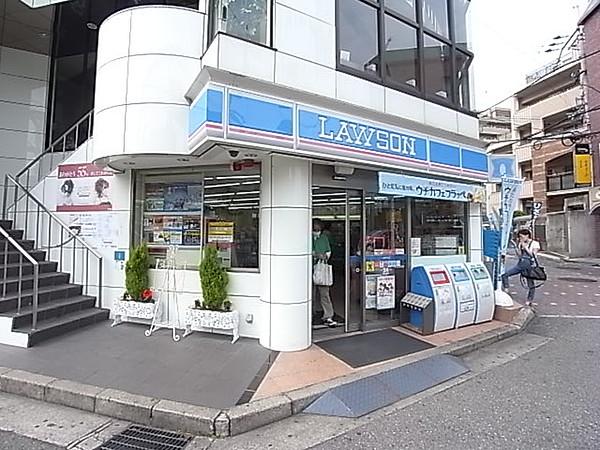 【周辺】【コンビニエンスストア】ローソン JR宝塚駅前店まで67ｍ