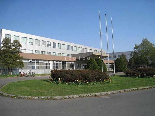 【周辺】国立大学法人北海道教育大学函館校 594m