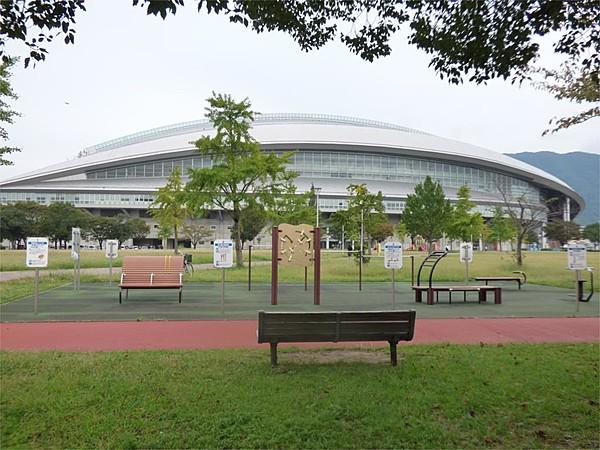 【周辺】三萩野公園（830m）