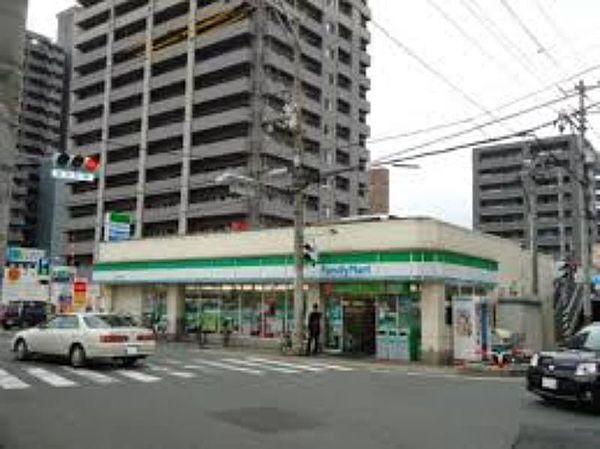 【周辺】ファミリーマート 福山駅北口店(34m)