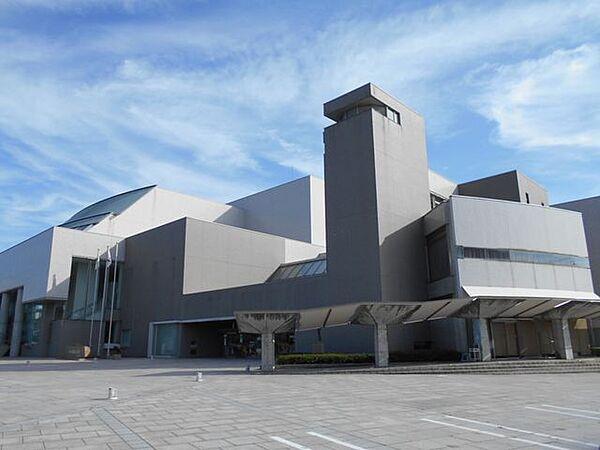 【周辺】西条市総合文化会館 230m