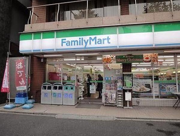 【周辺】ファミリーマート 東神田二丁目店 144m