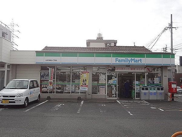 【周辺】ファミリーマート／ながた青山一丁目店 (183m)