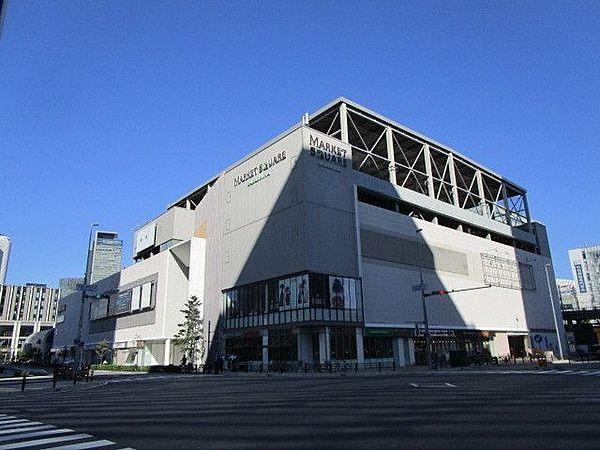 【周辺】【マーケットスクエアささしま】飲食店や映画館、ゲームセンターなど、様々なお店が入っています。名古屋駅・ささしまライブ駅共に徒歩圏内にあり、アクセスのしやすい立地にあります。 1700m