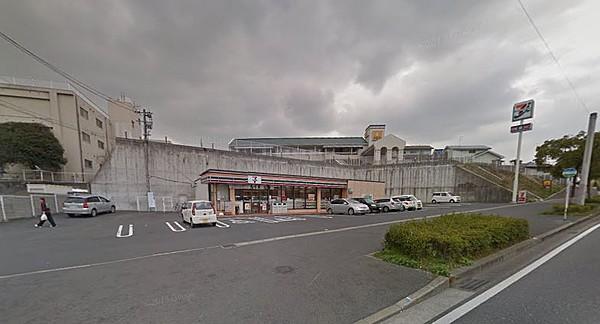 【周辺】セブンイレブン 八幡浅川1丁目店（406m）
