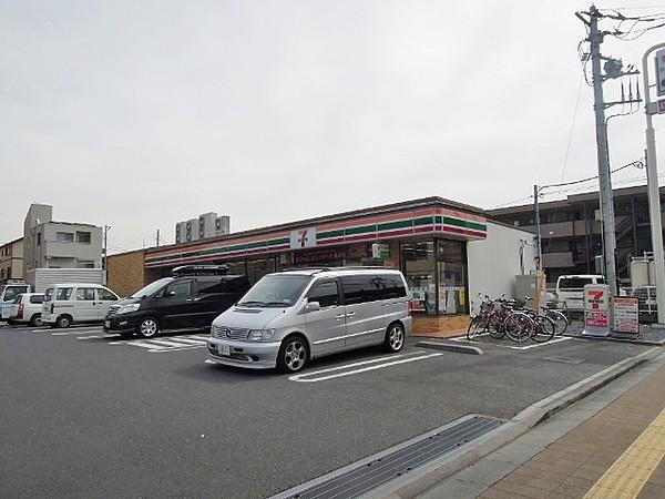 【周辺】セブンイレブン 北戸田駅東口店（148m）