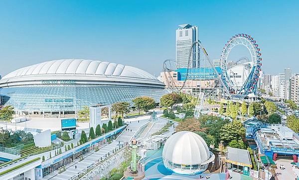 【周辺】ショッピングや飲食店、スパやレジャー施設などがある「東京ドームシティ」へ徒歩でも行ける立地にあります。