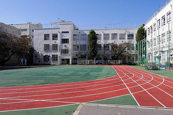 【周辺】新宿区立　江戸川小学校　徒歩11分です。