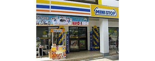 【周辺】ミニストップ大鳥居駅前店まで80m。地域社会に根付いた店舗運営で、顧客満足の向上を図る。