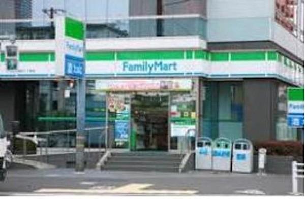 【周辺】ファミリーマート辰巳一丁目店まで225m。ファミリーマートは日本のコンビニエンスストア フランチャイザーである。