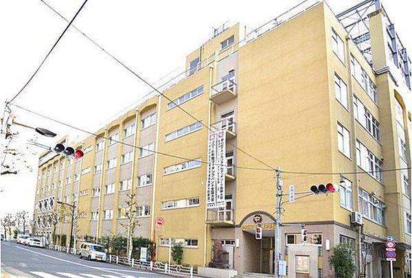 【周辺】中央区立日本橋中学校まで450m 「考える人」を目指した確かな学力を育む。
