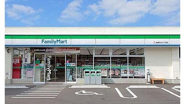 【周辺】ファミリーマートタケウチ矢口店まで275m。日本全都道府県に店舗があり、店舗数は16426店舗（2019年（平成31年）4月30日現在）で業界2位。鹿児島県、沖縄県ではシェア1位。