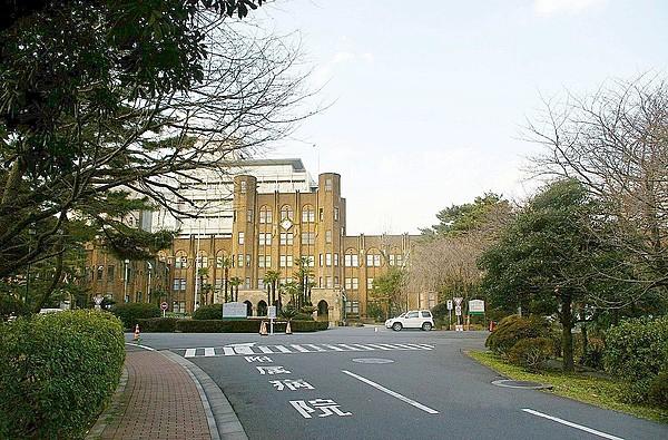 【周辺】東京大学医科学研究所附属病院まで1000m。近くに病院があると、万が一の事態にも備えられます。